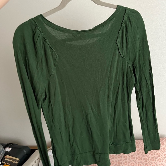 Vera Wang Forest Green Long Sleeve Top w/ Shoulder Detail - Picture 3 of 3